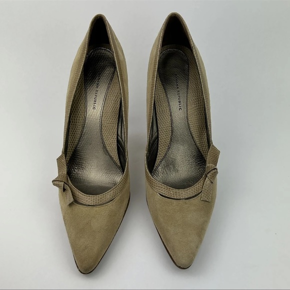 Banana Republic Suede Leather Pointed-Toe Pumps Heels Women’s 8 Made In Italy - Picture 3 of 9